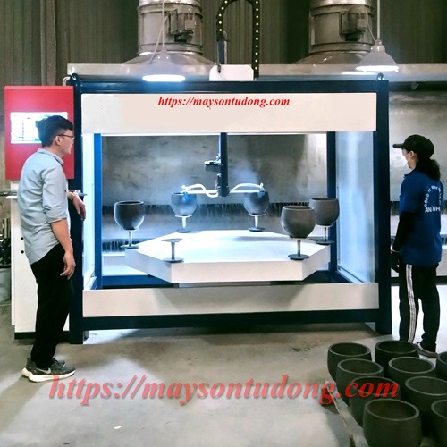 Máy phun sơn chậu bê tông 2 súng tự động